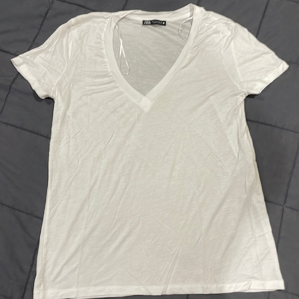 ZARA NWOT white tee never worn